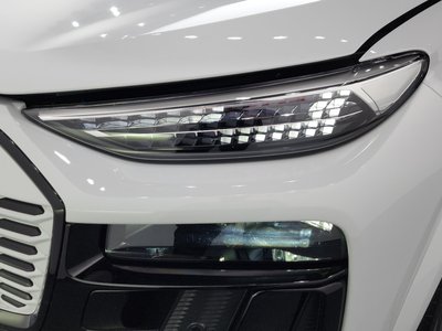 صورة 9 لـ 2025 AUDI SQ6 E-TRON