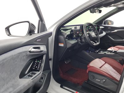 2025 AUDI SQ6 E-TRON 缩略图 13