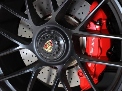 PORSCHE 911 - 9