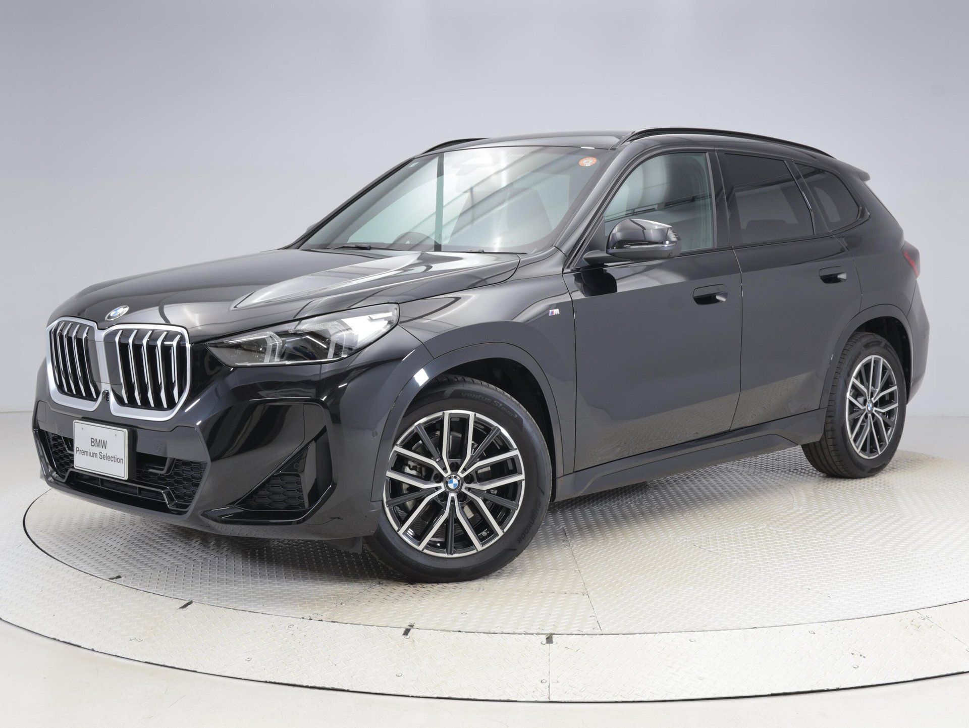 BMW X1 - View 1