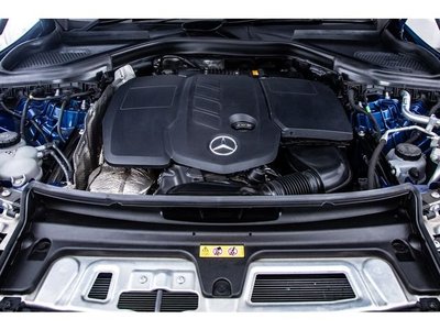 MERCEDES-BENZ GLC - 4