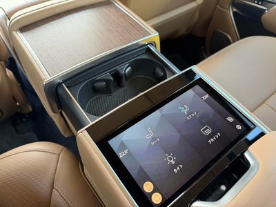 2025 LAND Rover RANGE ROVER thumbnail 57