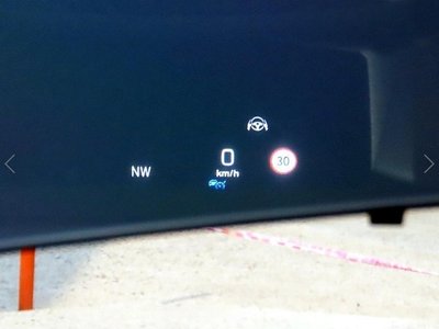 MERCEDES-BENZ GLC - 10