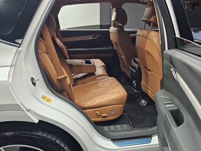 2024 Genesis GV80 — миниатюра 17