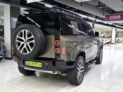 LAND ROVER DEFENDER - 6