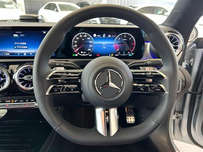 MERCEDES-BENZ CLA - 4