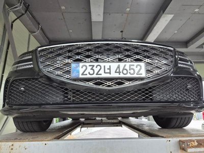 GENESIS G80 (RG3) - 1