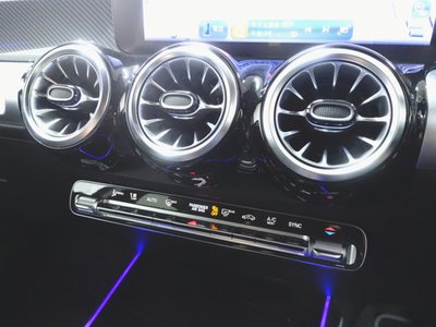 صورة مصغرة 18 لـ 2024 Mercedes-BENZ GLB
