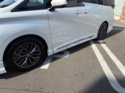 TOYOTA VELLFIRE - 10