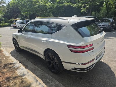 GENESIS GV80 - 5
