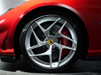 FERRARI 812 SUPERFAST - 6