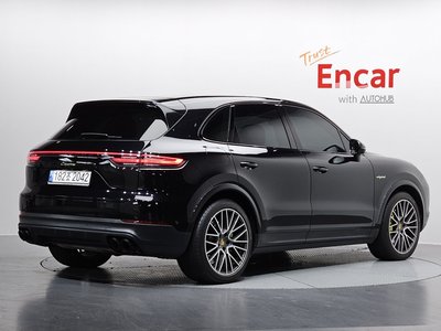PORSCHE CAYENNE - 3