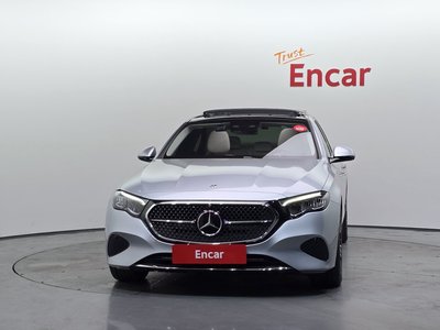 MERCEDES-BENZ E-CLASS - 2