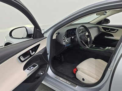 MERCEDES-BENZ E-CLASS - 10