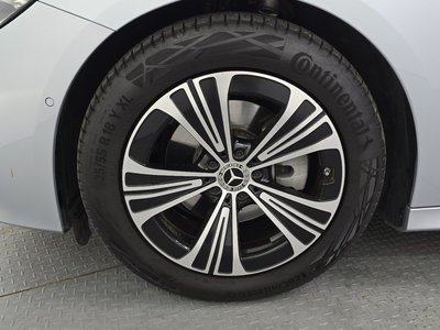 MERCEDES-BENZ E-CLASS - 6