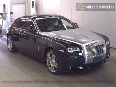 ROLLS-ROYCE GHOST