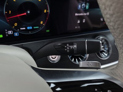 MERCEDES-BENZ E-CLASS - 9