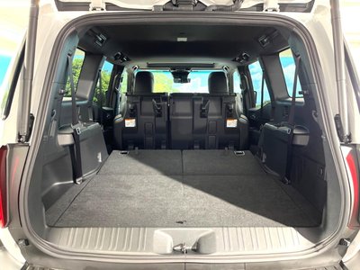 TOYOTA LAND CRUISER 250 - 10