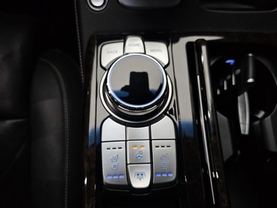 2021 Genesis G90 — миниатюра 28