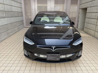 TESLA MODEL X - 5
