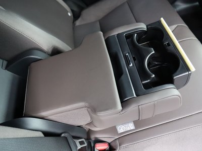صورة مصغرة 70 لـ 2023 Lexus RX