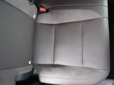 صورة مصغرة 58 لـ 2023 Lexus RX