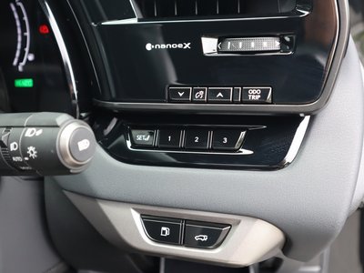 صورة مصغرة 44 لـ 2023 Lexus RX