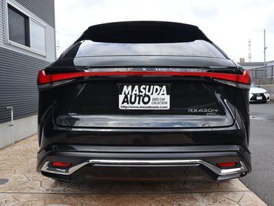 صورة 6 لـ 2023 Lexus RX