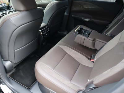 صورة مصغرة 56 لـ 2023 Lexus RX