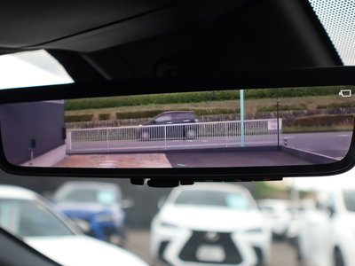 صورة مصغرة 13 لـ 2023 Lexus RX