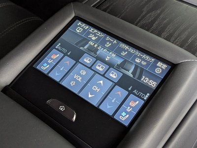 LEXUS LS - 6