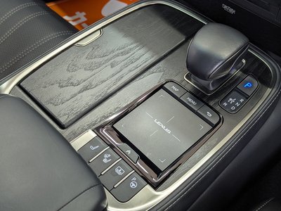 LEXUS LS - 10