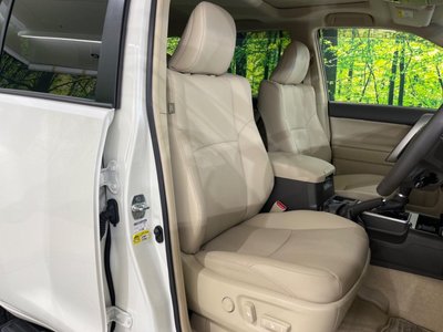 TOYOTA LAND CRUISER PRADO - 8