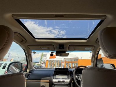 2023 Toyota LAND CRUISER PRADO 照片 4
