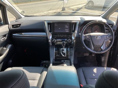 TOYOTA ALPHARD - 10