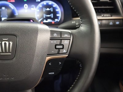 TOYOTA CROWN SPORT - 7