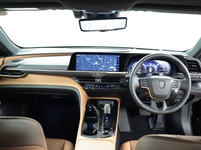 TOYOTA CROWN SPORT - 5