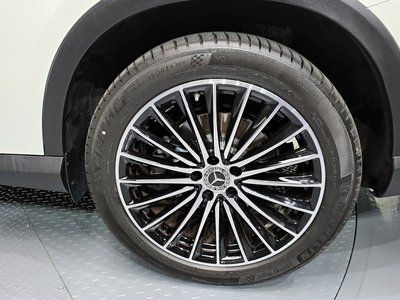 MERCEDES-BENZ GLC - 8
