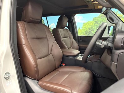 TOYOTA LAND CRUISER 250 - 8