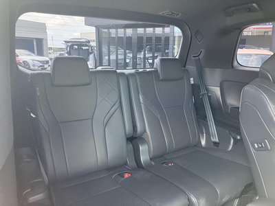 2025 Toyota ALPHARD — миниатюра 19