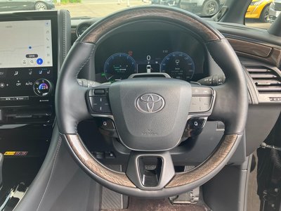 2025 Toyota ALPHARD — миниатюра 38