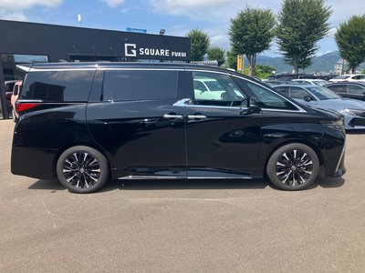 صورة 7 لـ 2025 Toyota ALPHARD