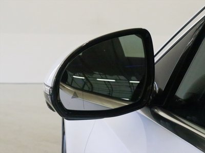 صورة 6 لـ 2025 Mercedes-BENZ E-CLASS