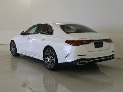 صورة 4 لـ 2025 Mercedes-BENZ E-CLASS