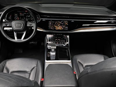 AUDI Q8 - 5