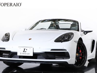 PORSCHE 718 BOXSTER