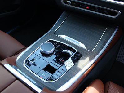 2025 BMW X5 — миниатюра 101