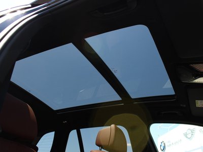2025 BMW X5 — миниатюра 111