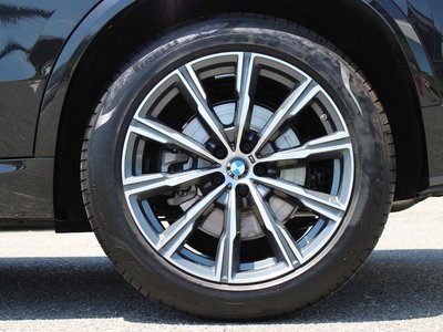 2025 BMW X5 — миниатюра 44