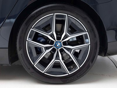 صورة 6 لـ 2023 BMW I5